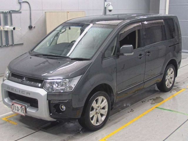 MITSUBISHI DELICA D5 2015