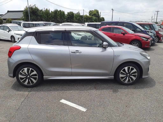 SUZUKI SWIFT 2019