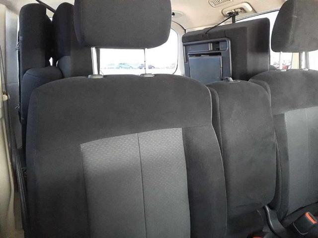 MITSUBISHI DELICA D5 2015