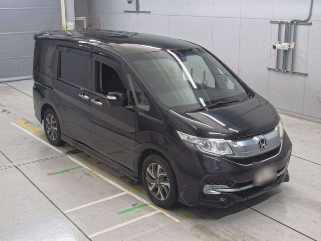 HONDA STEP WAGON 2016