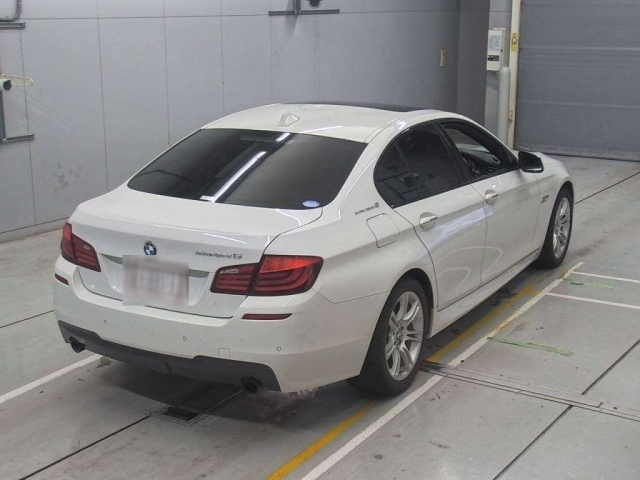 BMW 5 SERIES 2013