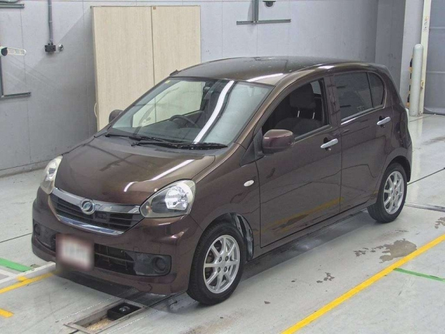 DAIHATSU MIRA E S 2014