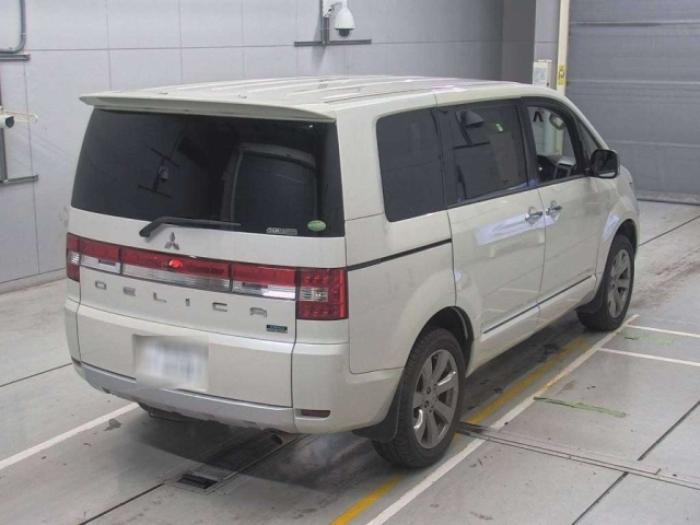 MITSUBISHI DELICA D5 2014