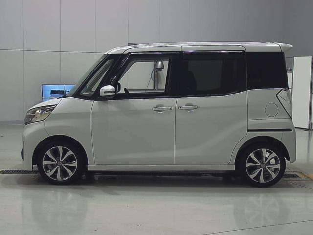 NISSAN DAYZ ROOX 2014