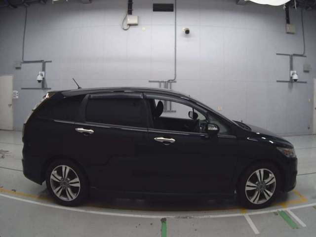 HONDA STREAM 2014