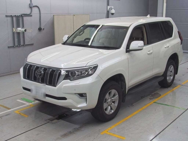 TOYOTA LAND CRUISER PRADO 2019