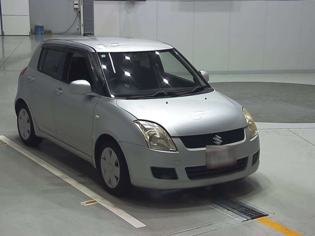 SUZUKI SWIFT 2010