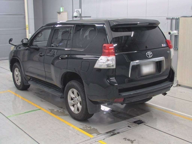 TOYOTA LAND CRUISER PRADO 2013