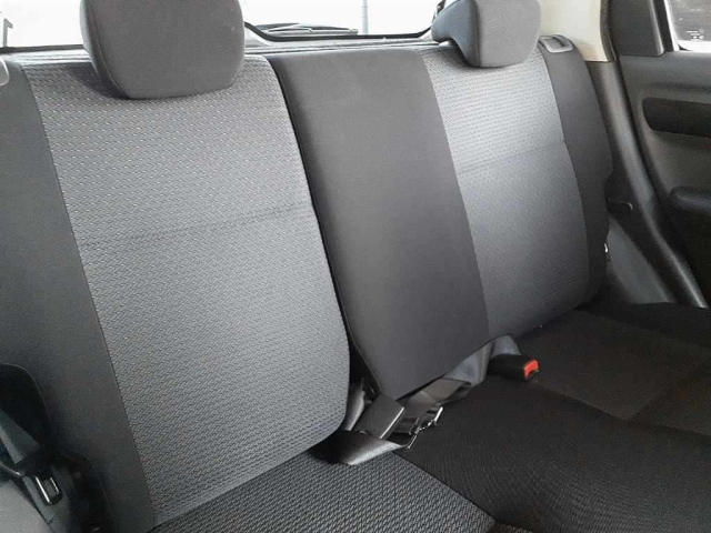 SUZUKI SWIFT 2010
