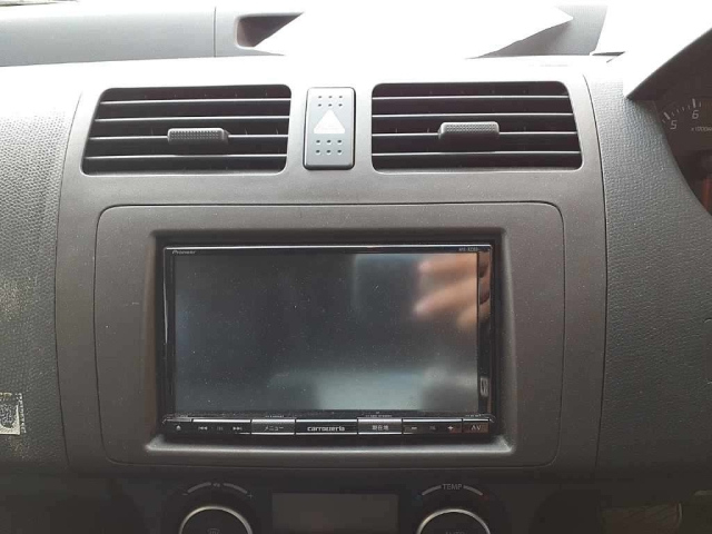 SUZUKI SWIFT 2010