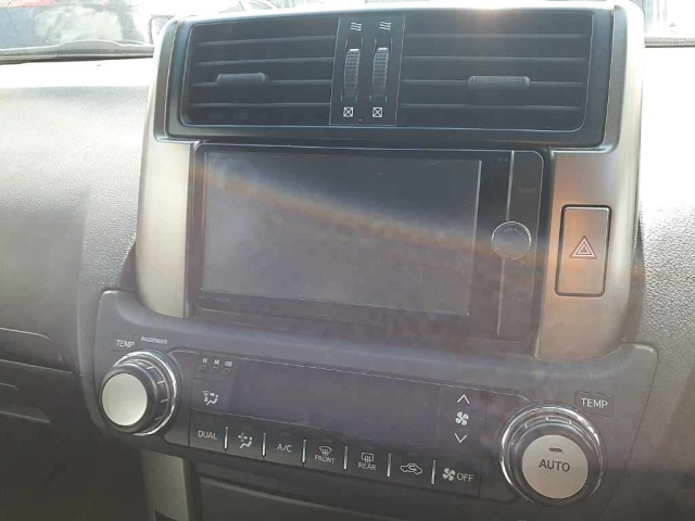 TOYOTA LAND CRUISER PRADO 2013