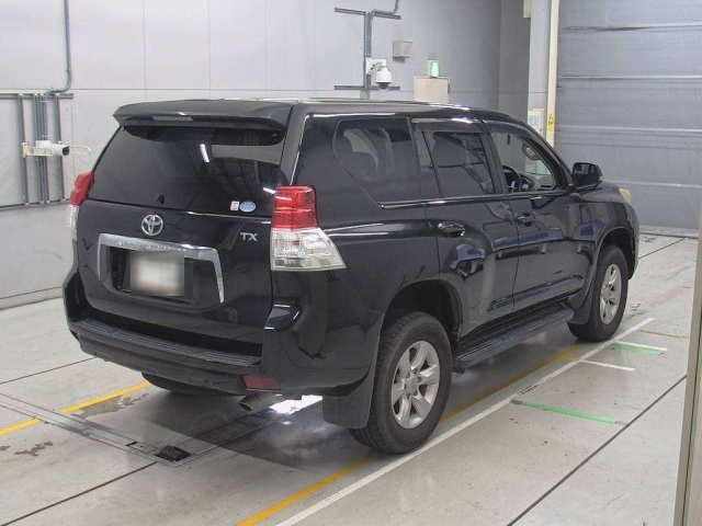 TOYOTA LAND CRUISER PRADO 2013