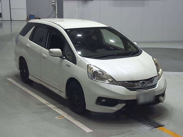 HONDA FIT SHUTTLE 2014