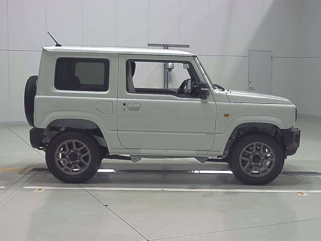 SUZUKI JIMNY 2025