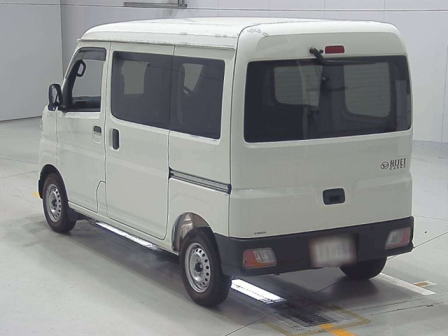 DAIHATSU HIJET VAN 2022