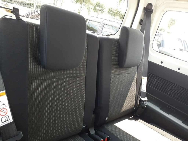 SUZUKI JIMNY 2025