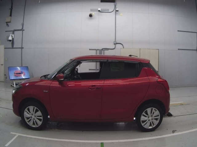 SUZUKI SWIFT 2018