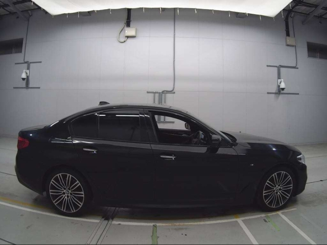 BMW 5 SERIES 2018