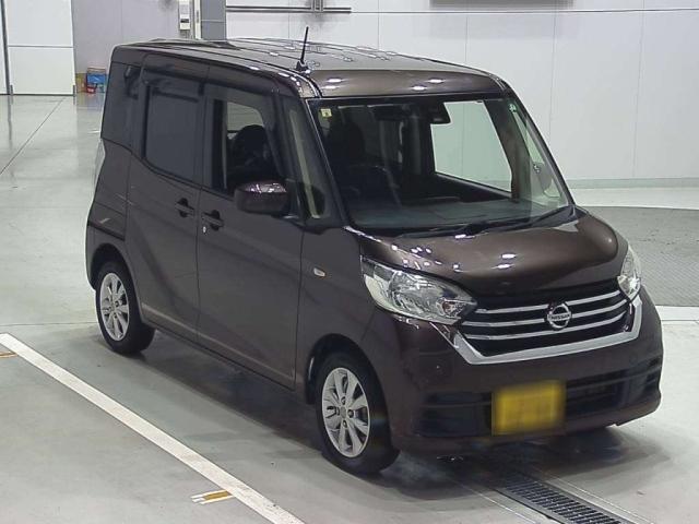 NISSAN DAYZ ROOX 2018