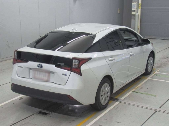 TOYOTA PRIUS 2022