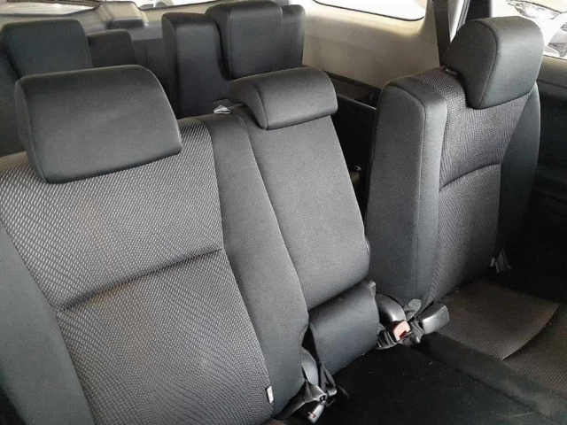 TOYOTA WISH 2013