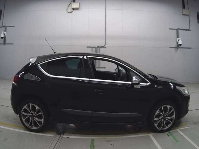 CITROEN DS4 2011