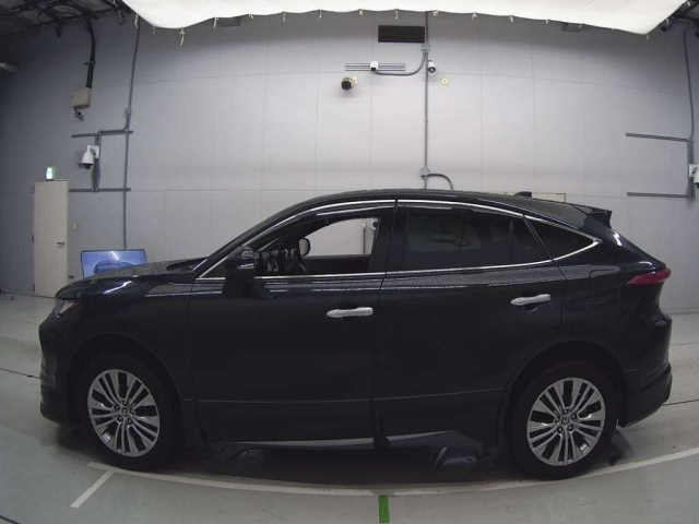 TOYOTA HARRIER 2021
