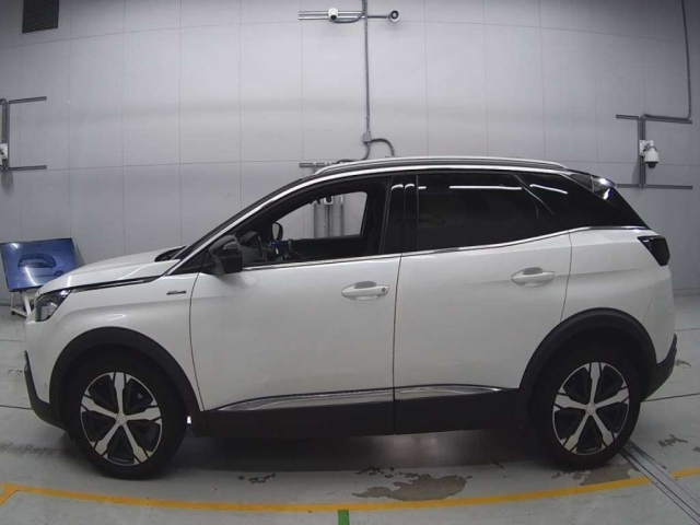 PEUGEOT 3008 2019