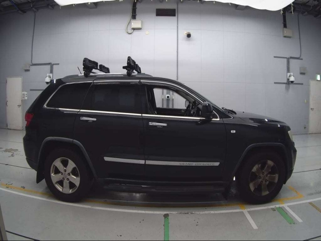 CHRYSLER JEEP GRAND CHEROKEE 2011