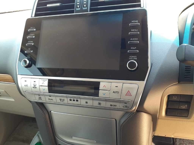 TOYOTA LAND CRUISER PRADO 2022