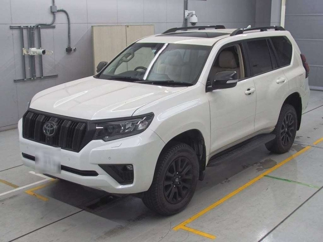 TOYOTA LAND CRUISER PRADO 2023