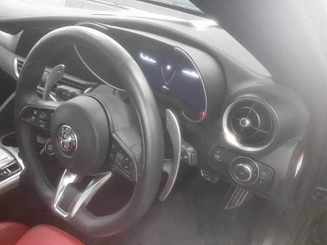 ALFAROMEO GIULIA 2024