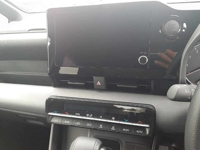 TOYOTA NOAH 2025