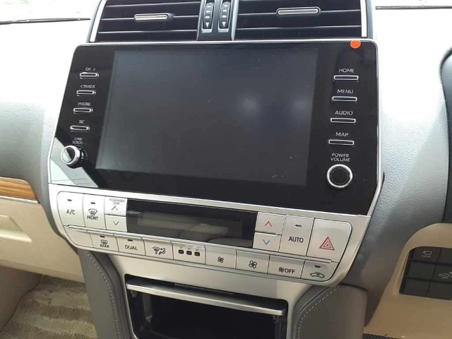 TOYOTA LAND CRUISER PRADO 2022
