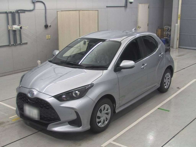 TOYOTA YARIS 2025
