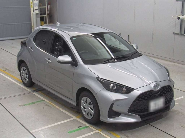 TOYOTA YARIS 2025