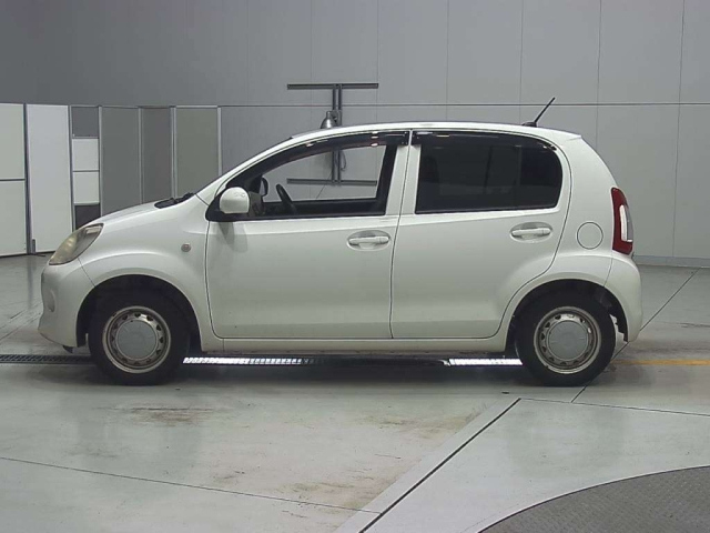 TOYOTA PASSO 2015
