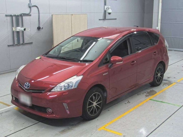 TOYOTA PRIUS ALPHA 2012