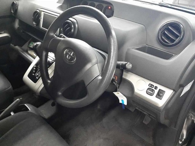 TOYOTA COROLLA RUMION 2009