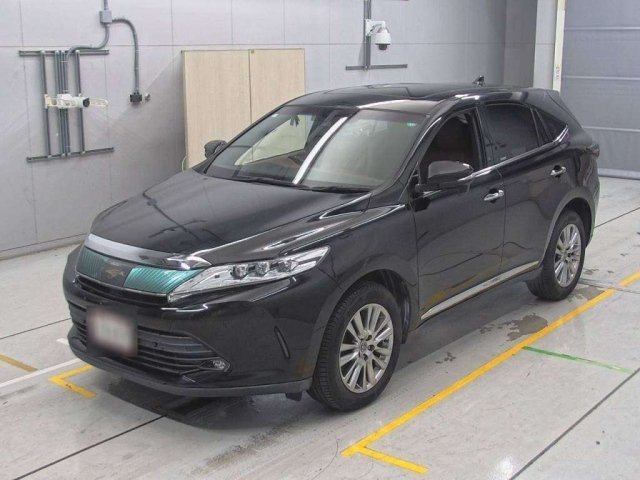 TOYOTA HARRIER 2018