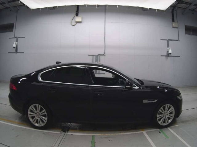 JAGUAR XF SERIES 2016