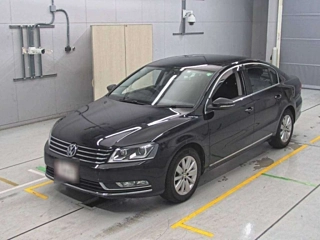 VOLKSWAGEN PASSAT 2012