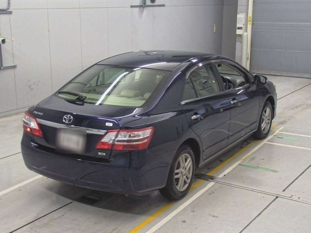 TOYOTA PREMIO 2010