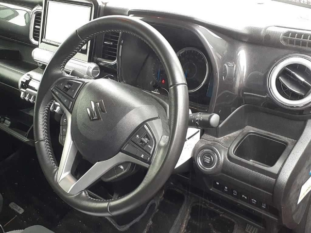 SUZUKI XBEE 2022