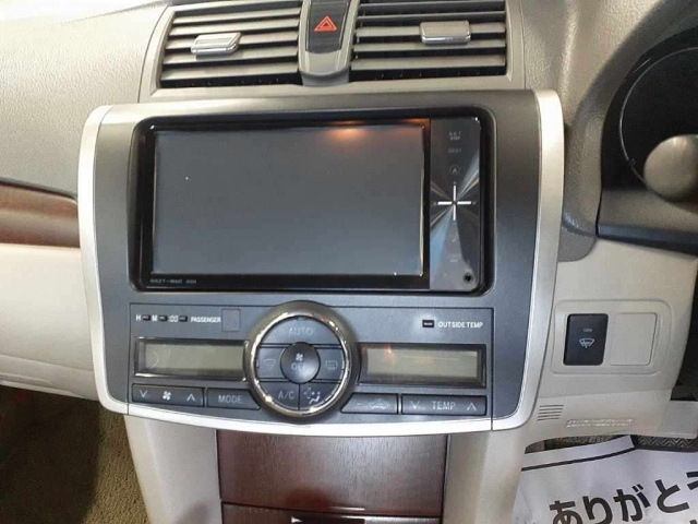 TOYOTA PREMIO 2010