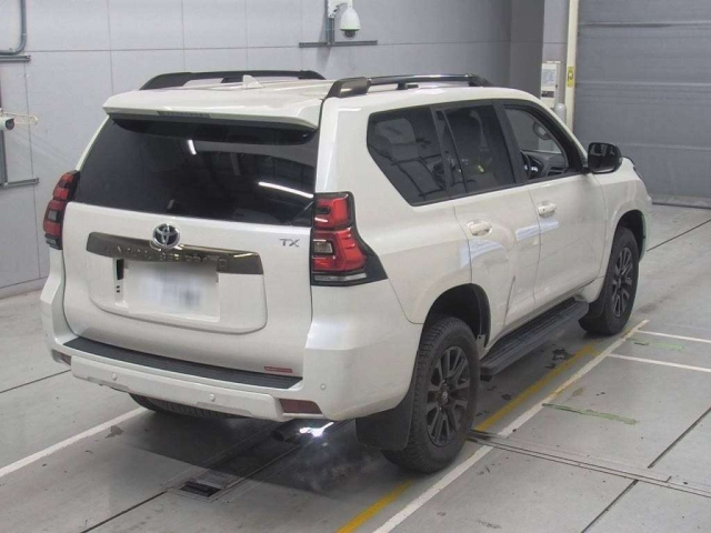 TOYOTA LAND CRUISER PRADO 2022