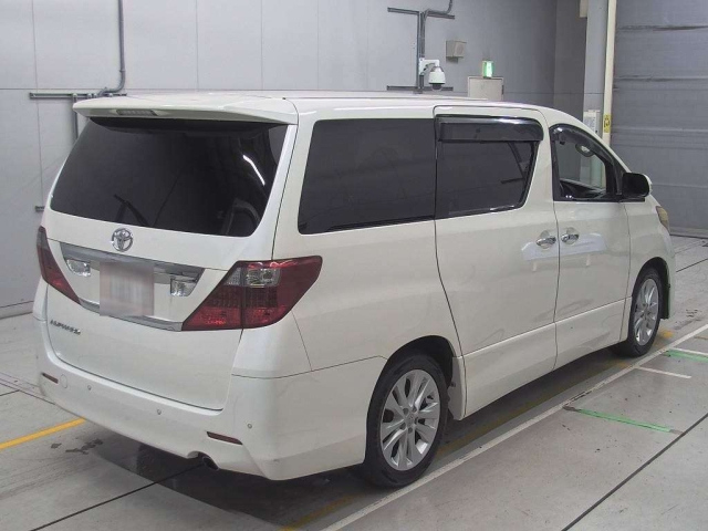TOYOTA ALPHARD 2011
