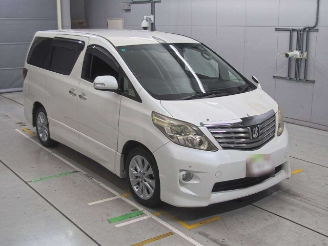 TOYOTA ALPHARD 2011