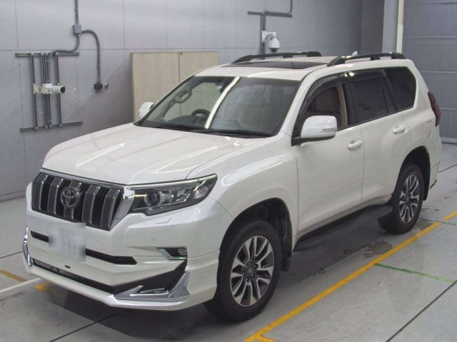 TOYOTA LAND CRUISER PRADO 2023
