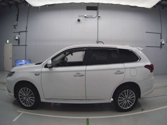 MITSUBISHI OUTLANDER PHEV 2019